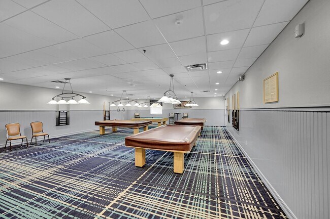 Building Photo - 5195 Europa Dr