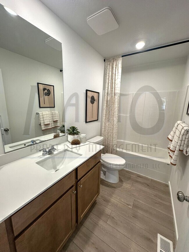 Building Photo - Beautifully Crafted 2025 New Home
