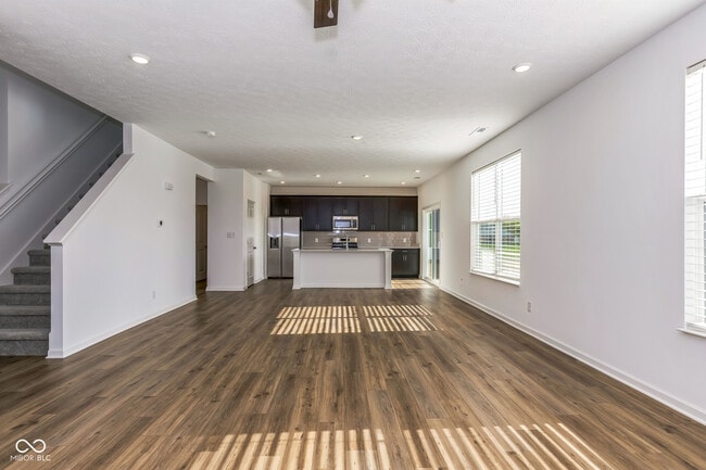 Building Photo - 3489 Briarwick Dr