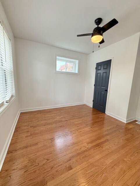 Building Photo - 3757 W Le Moyne St