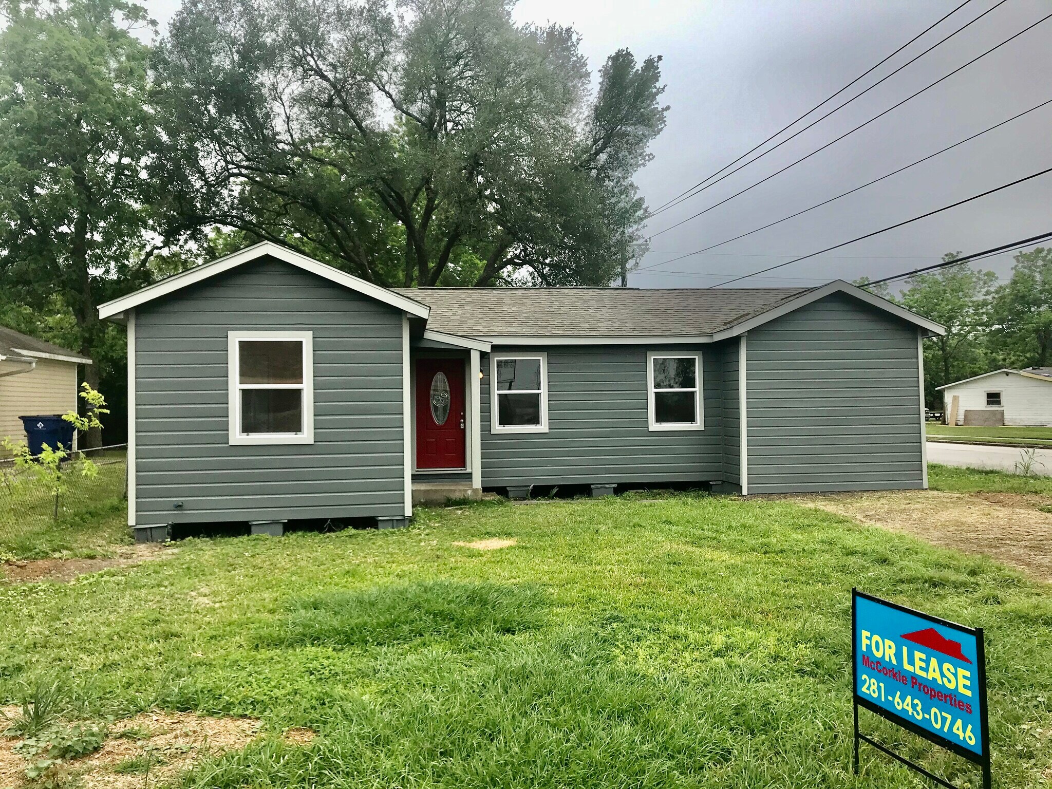 Building Photo - 6817 Anderson St