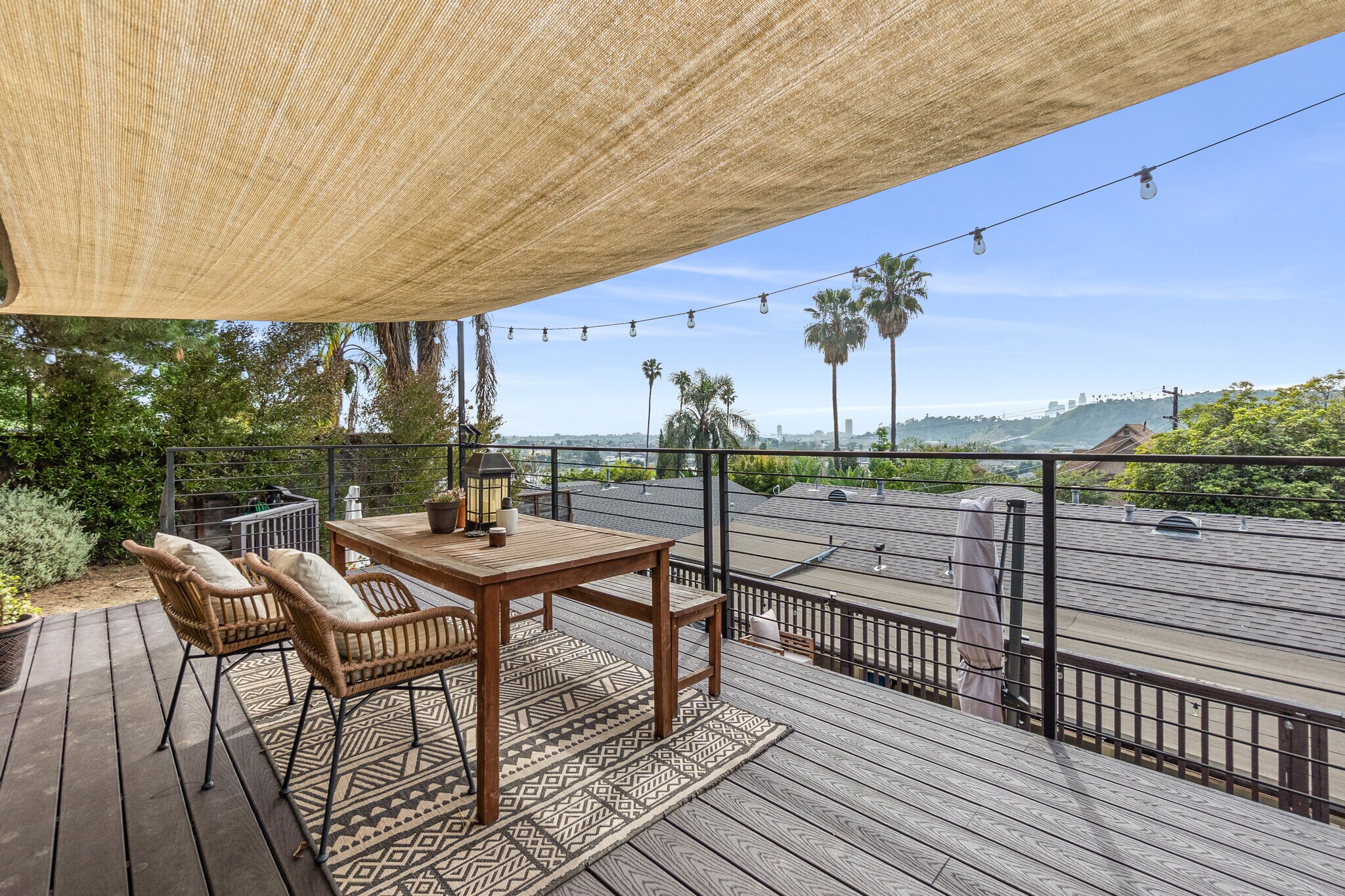 Building Photo - 529 Isabel St