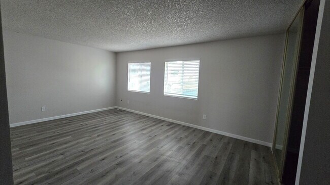 Building Photo - 2678 Caminito Secoya