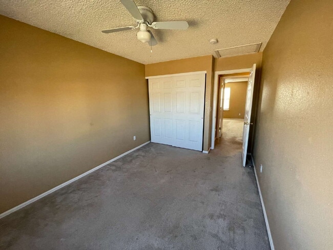 Building Photo - Lovely 3 Bed 3 Bath Home in Cherry Creek School District!