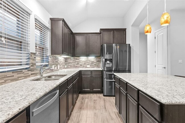 Building Photo - 7704 Vista Mejor Dr