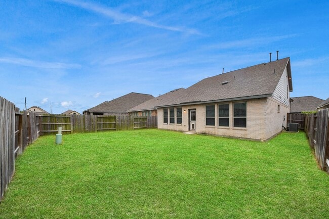 Building Photo - 7214 Cordgrass Prairie Ln