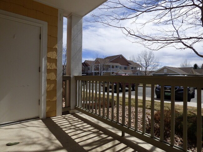 Building Photo - MUST SEE 2 Bed/2 Bath Condo in the Lakesho...