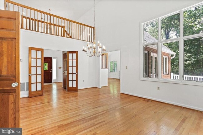 Building Photo - 12624 Golden Oak Dr