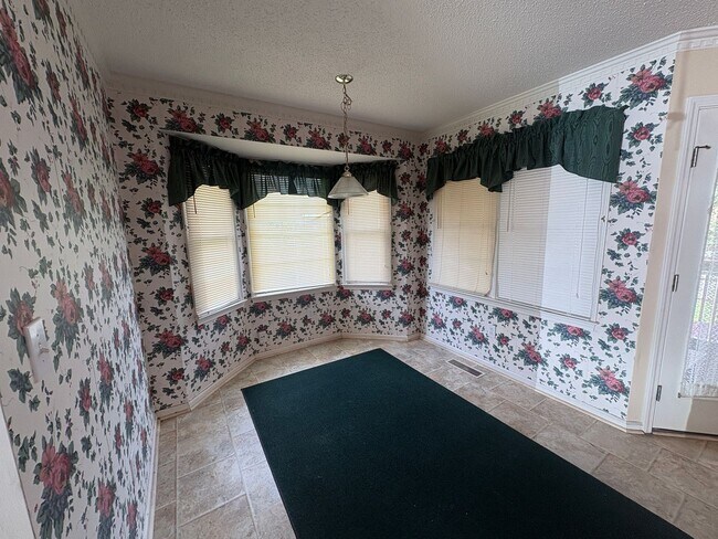 Building Photo - 10 Fortson Way