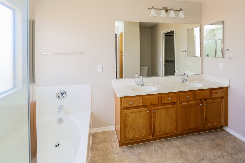 Building Photo - 801 S 125th Ave