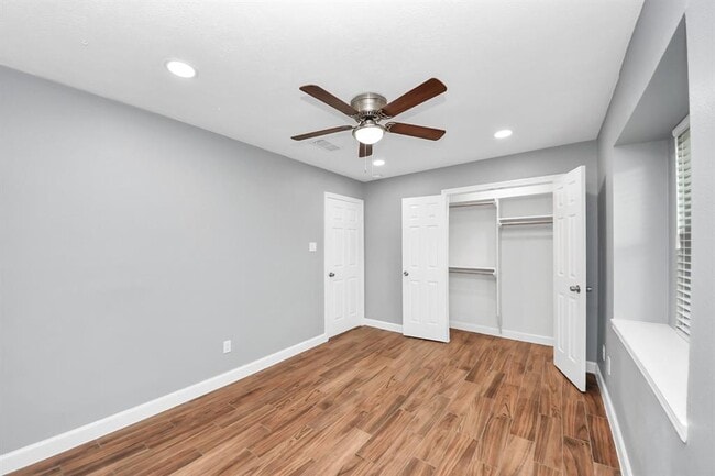 Building Photo - 12503 Foxburo Dr