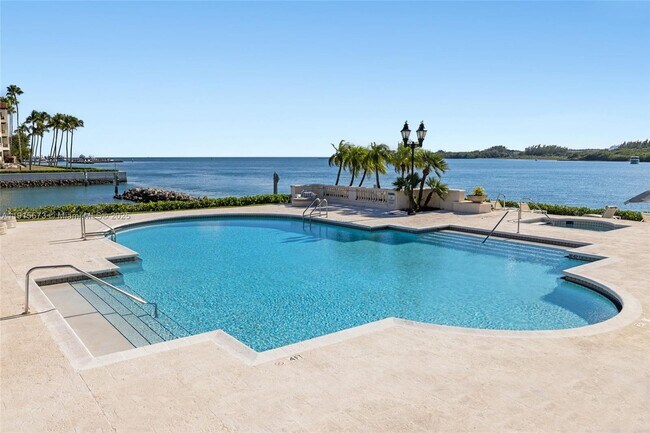 Building Photo - 4924 Fisher Island Dr