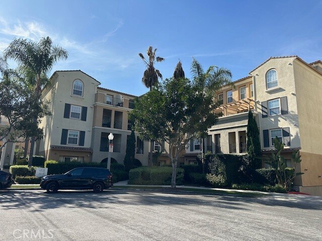 Building Photo - 12975 Agustin Pl