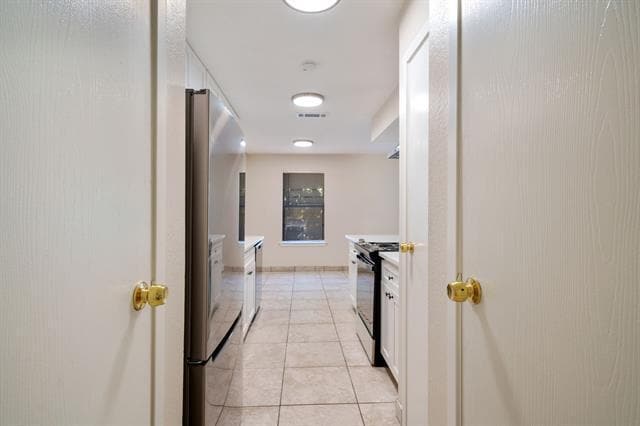 Building Photo - 719 Heatherwood Dr