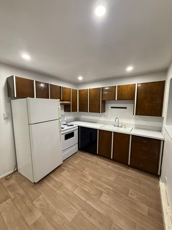 Building Photo - 10401 66th Ave E