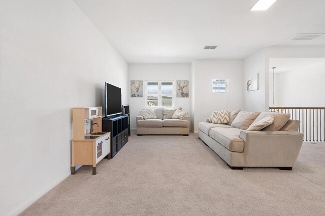 Building Photo - 232 Manassas Dr