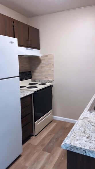 Building Photo - 202 Sieville Ave