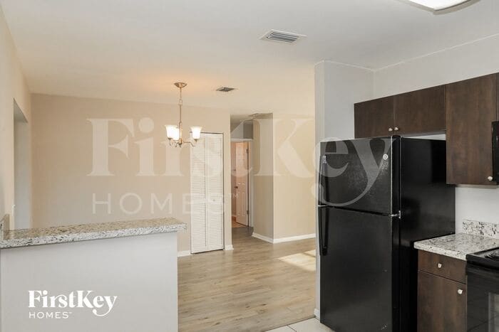 Building Photo - 16310 SW 100th Ct