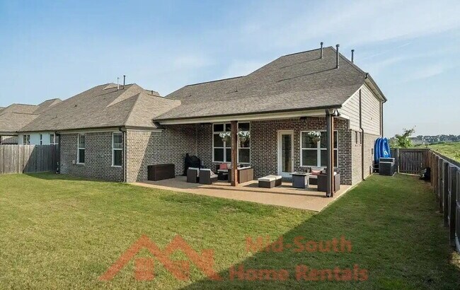 Building Photo - 12577 George Selby Dr