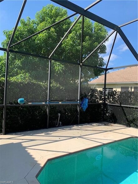 Building Photo - 8267 Laurel Lakes Way