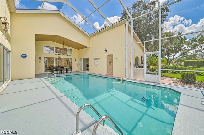 Building Photo - 14980 Lake Olive Dr