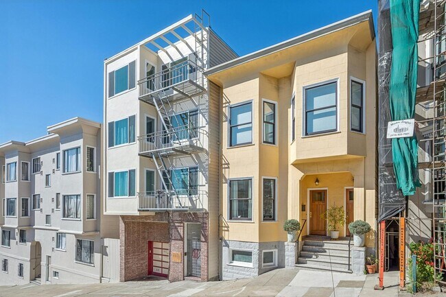 Building Photo - 1178 Broadway