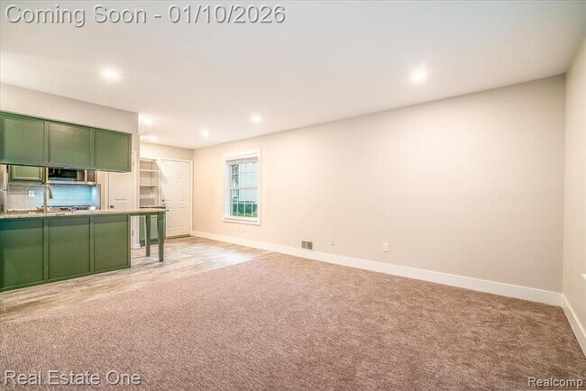 Building Photo - 310 Roe St