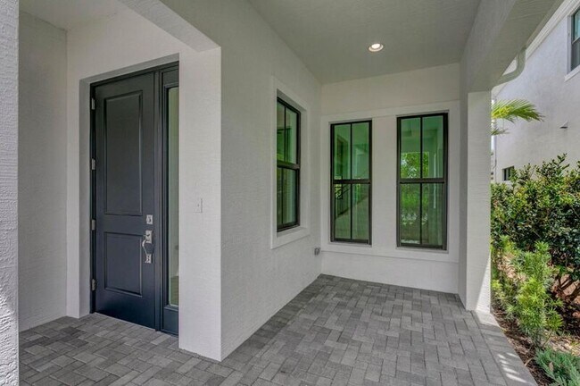 Building Photo - 13559 Artisan Cir