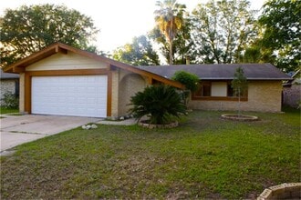Building Photo - 7722 Sunbonnet Ln