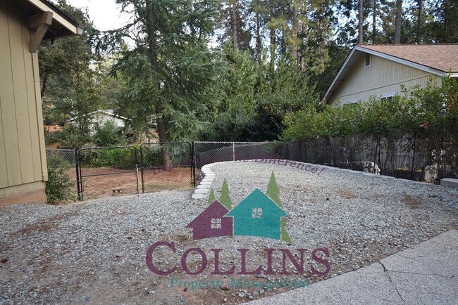 Building Photo - 10959 Henson Way