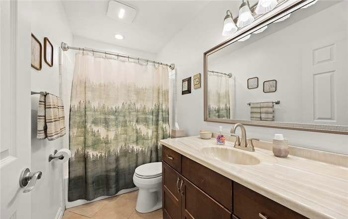 Building Photo - 404 E Riverboat Way