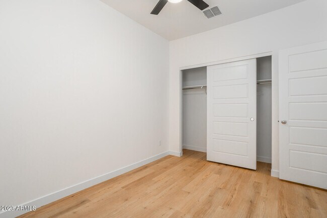 Building Photo - 2169 W Harmont Dr