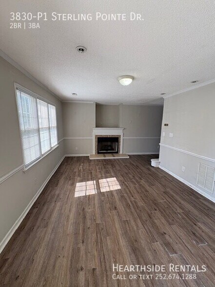 Building Photo - 3830 Sterling Pointe Dr