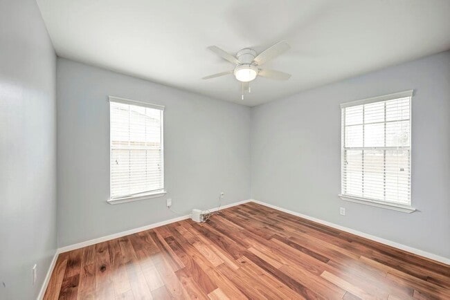 Building Photo - 1209 Arden Dr