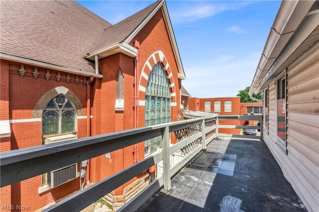 Building Photo - 3271 W 43rd St