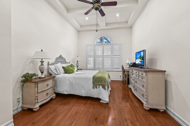 Building Photo - 17665 Middlebrook Way