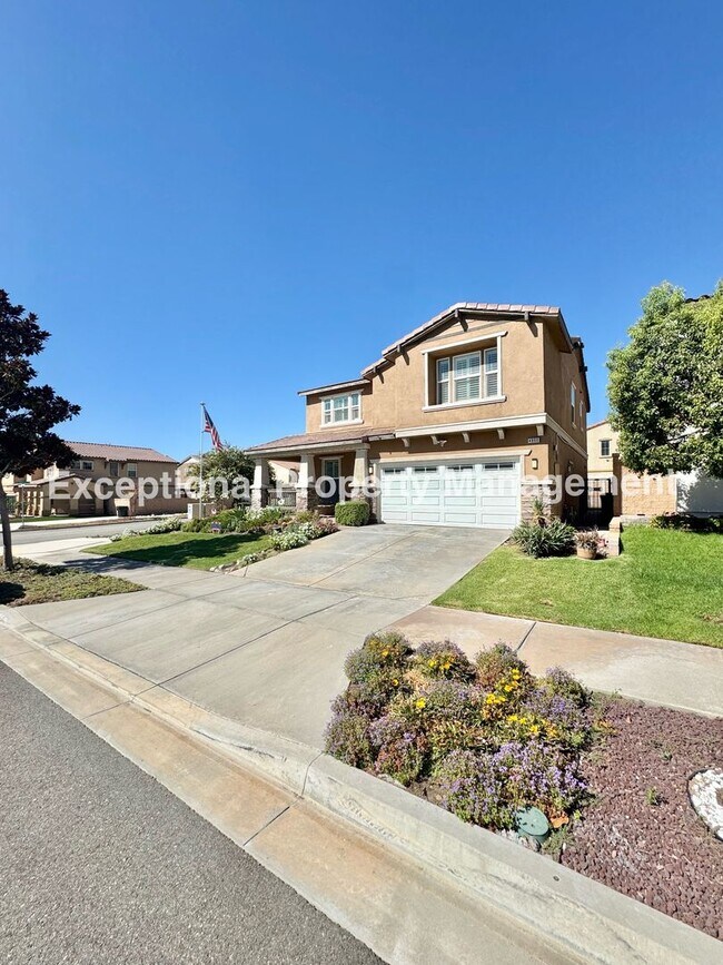 Building Photo - 4860 Condor Ave