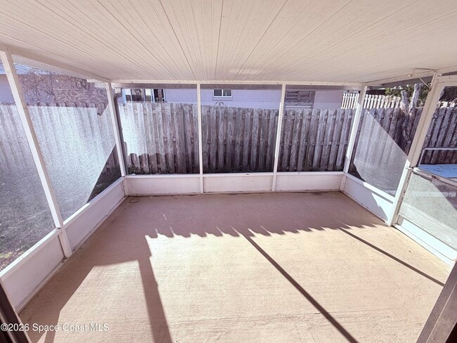 Building Photo - 135 S Suzanne Ct