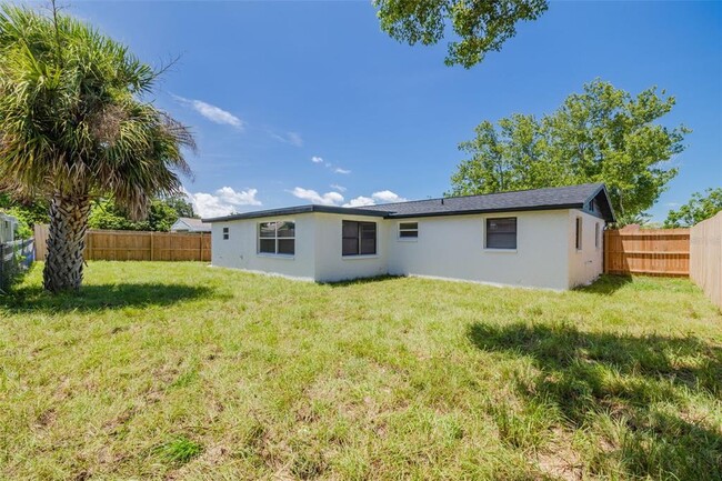 Building Photo - 9124 Lido Ln
