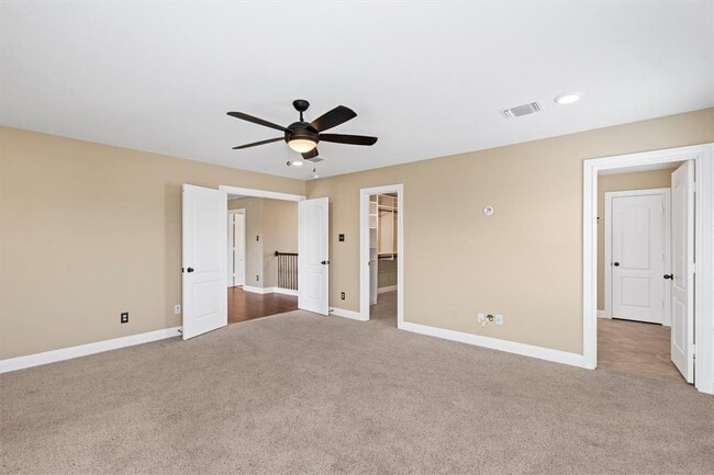 Building Photo - 100 Speckle Park Dr