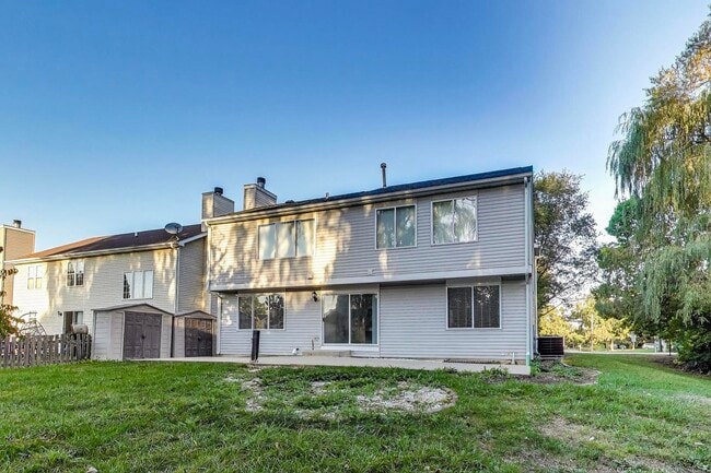 Building Photo - 926 S W Ave