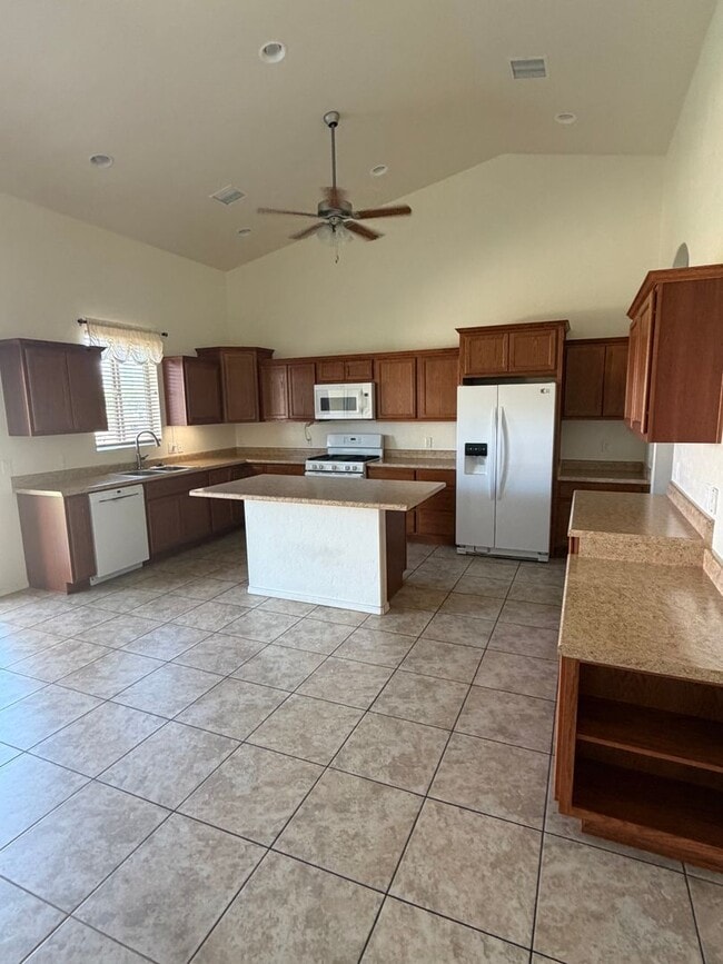 Building Photo - Large Family Home with SOLAR and Landscaping Maintenance Included!!
