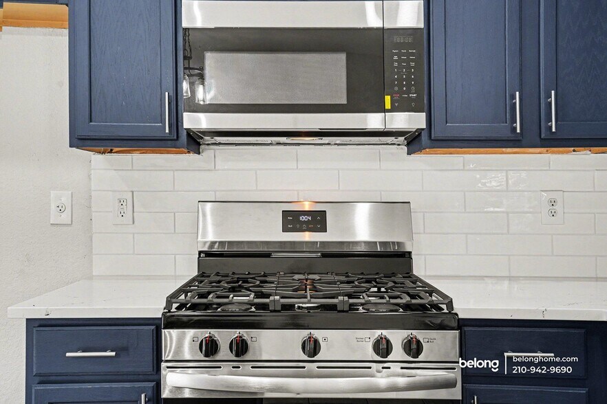 Building Photo - 175 Katherine Way