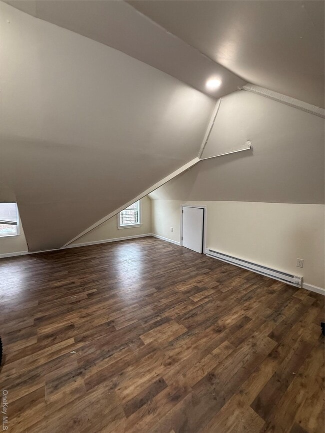 Building Photo - 128 Poningo St