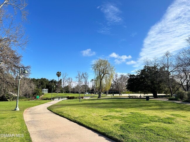 Building Photo - 4328 Park Verdi