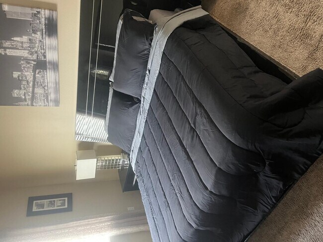 Building Photo - 2511 W Queen Creek Rd