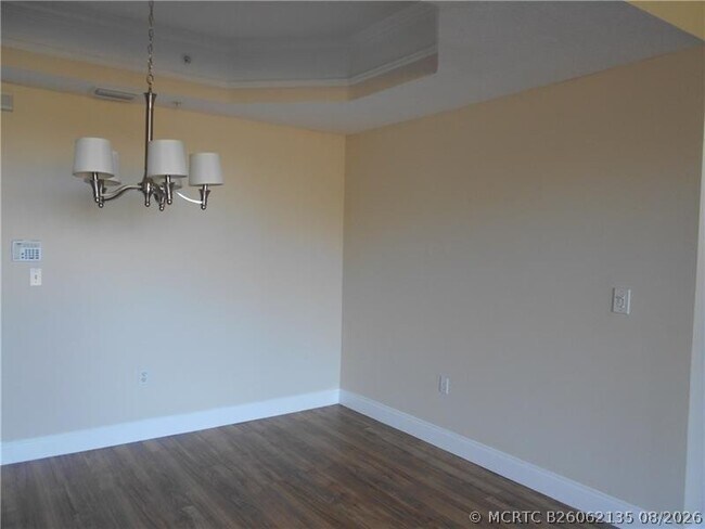 Building Photo - 2058 Alta Meadows Ln