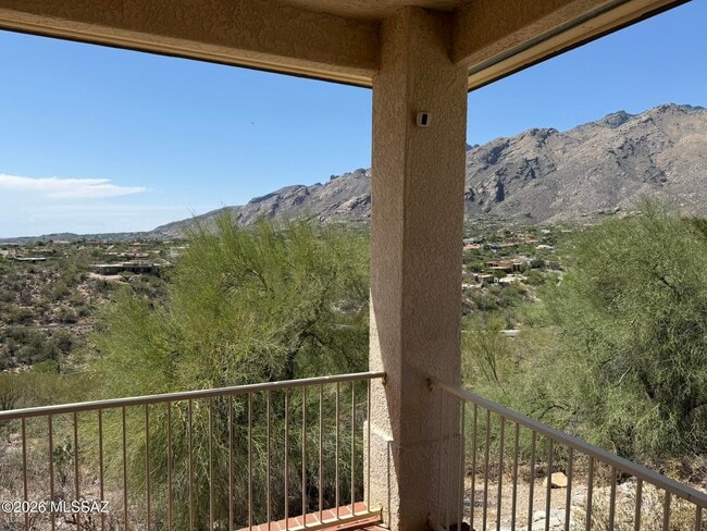 Building Photo - 6141 N Paseo Zaldivar