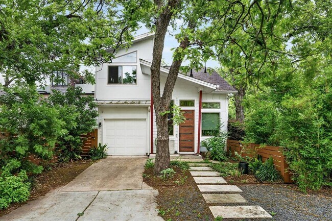 Building Photo - 2601 Willow St
