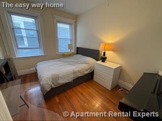 Building Photo - 72 Kirkland St